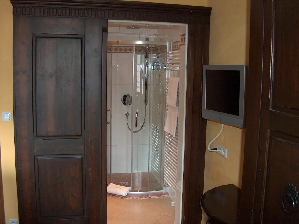 Hotel-garni Felsenhof Hotel