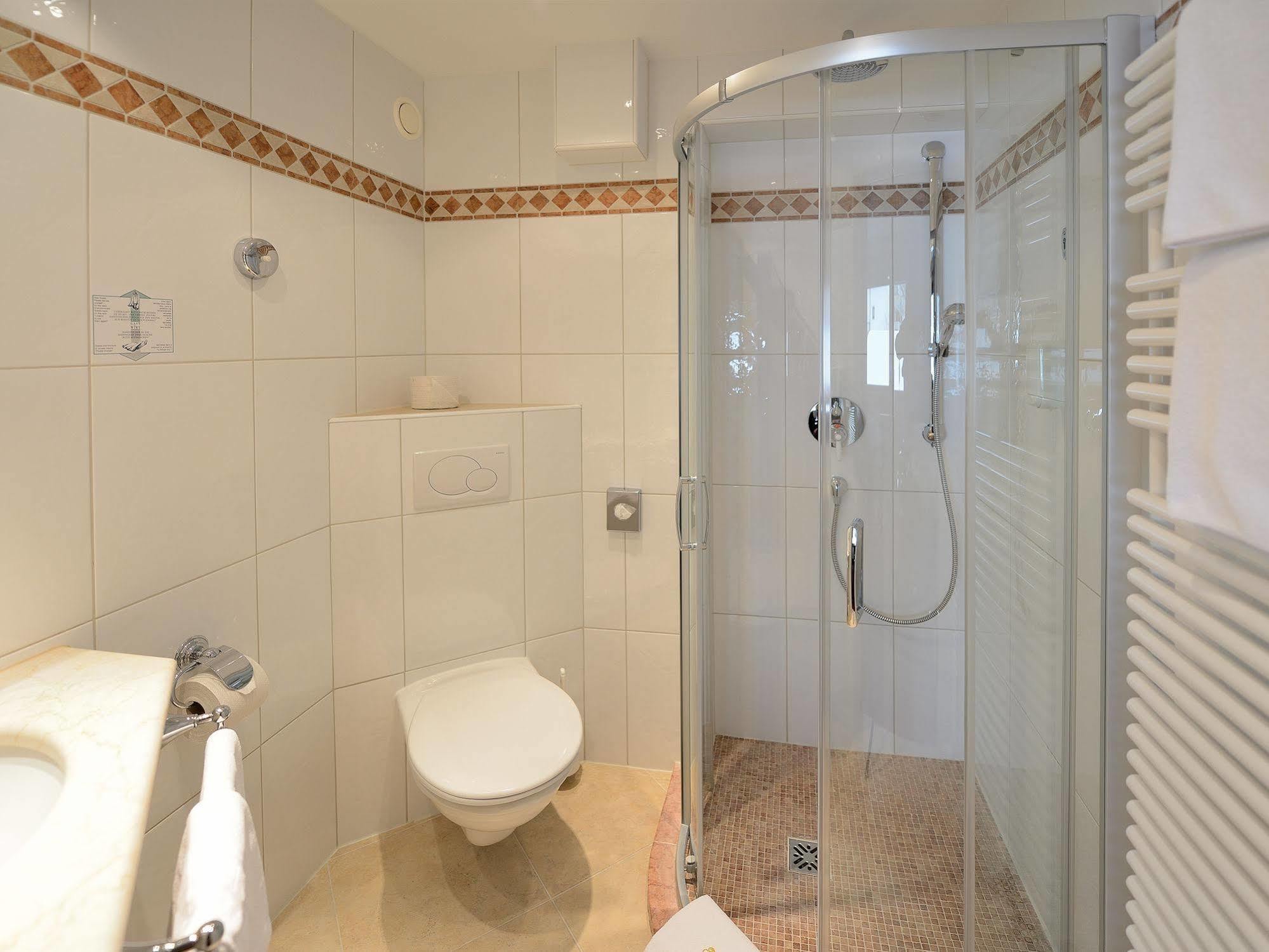 Hotel-garni Felsenhof Hotel